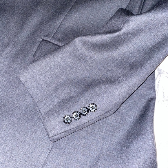 Men’s suit
